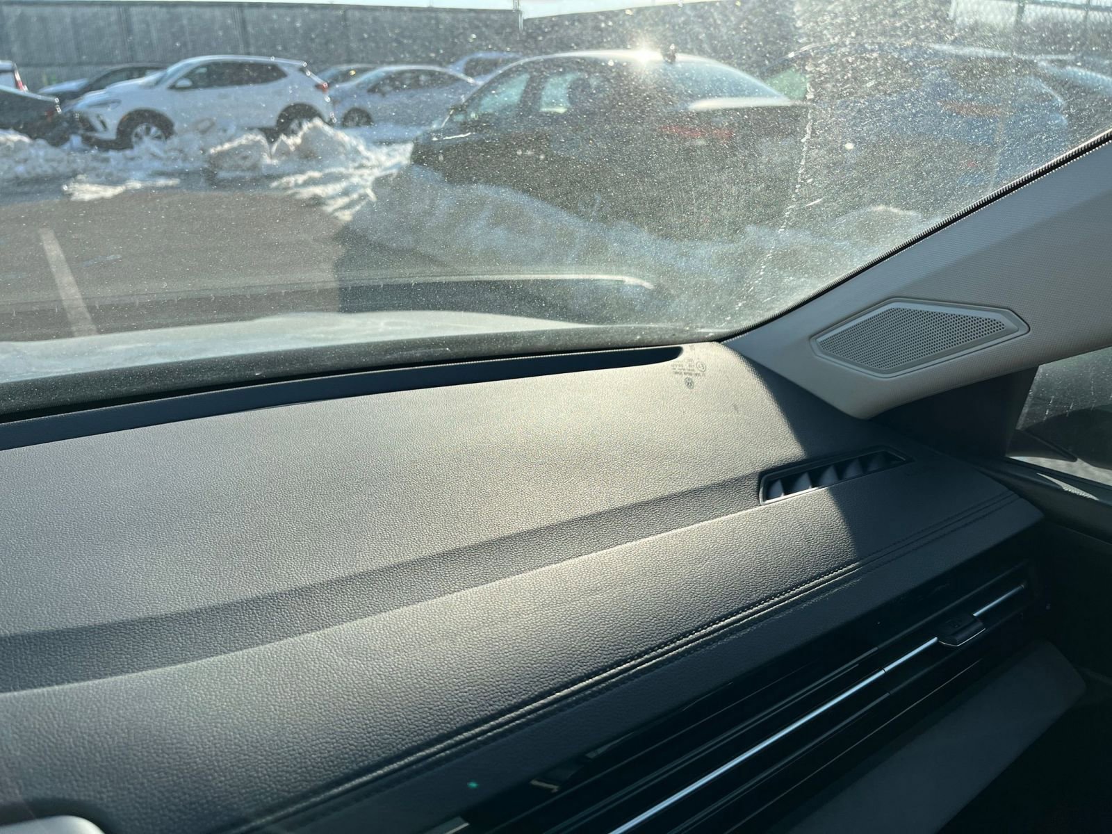 Used 2025 Volkswagen Jetta SE image 35