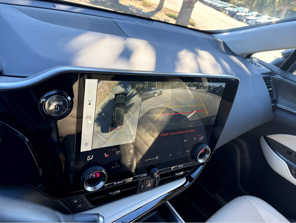 Used 2025 Lexus NX 300h AWD w/ Accessory Package (K3) image 12