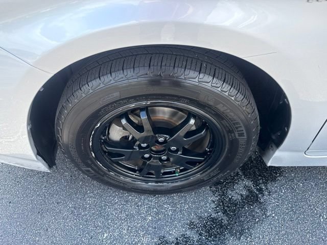 Used 2012 Toyota Prius Two FWD image 9