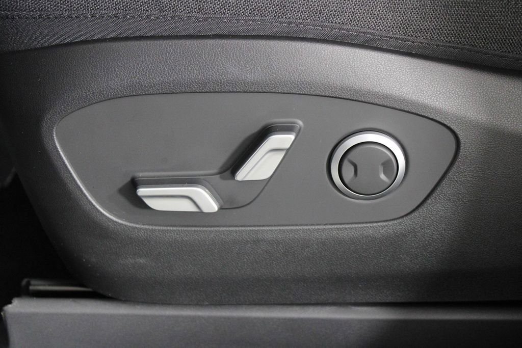 New 2026 Hyundai Ioniq 9 SE image 25