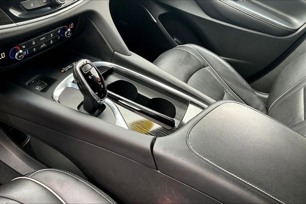 Used 2020 Buick Enclave Avenir w/ Avenir Technology Package AWD/4WD image 19