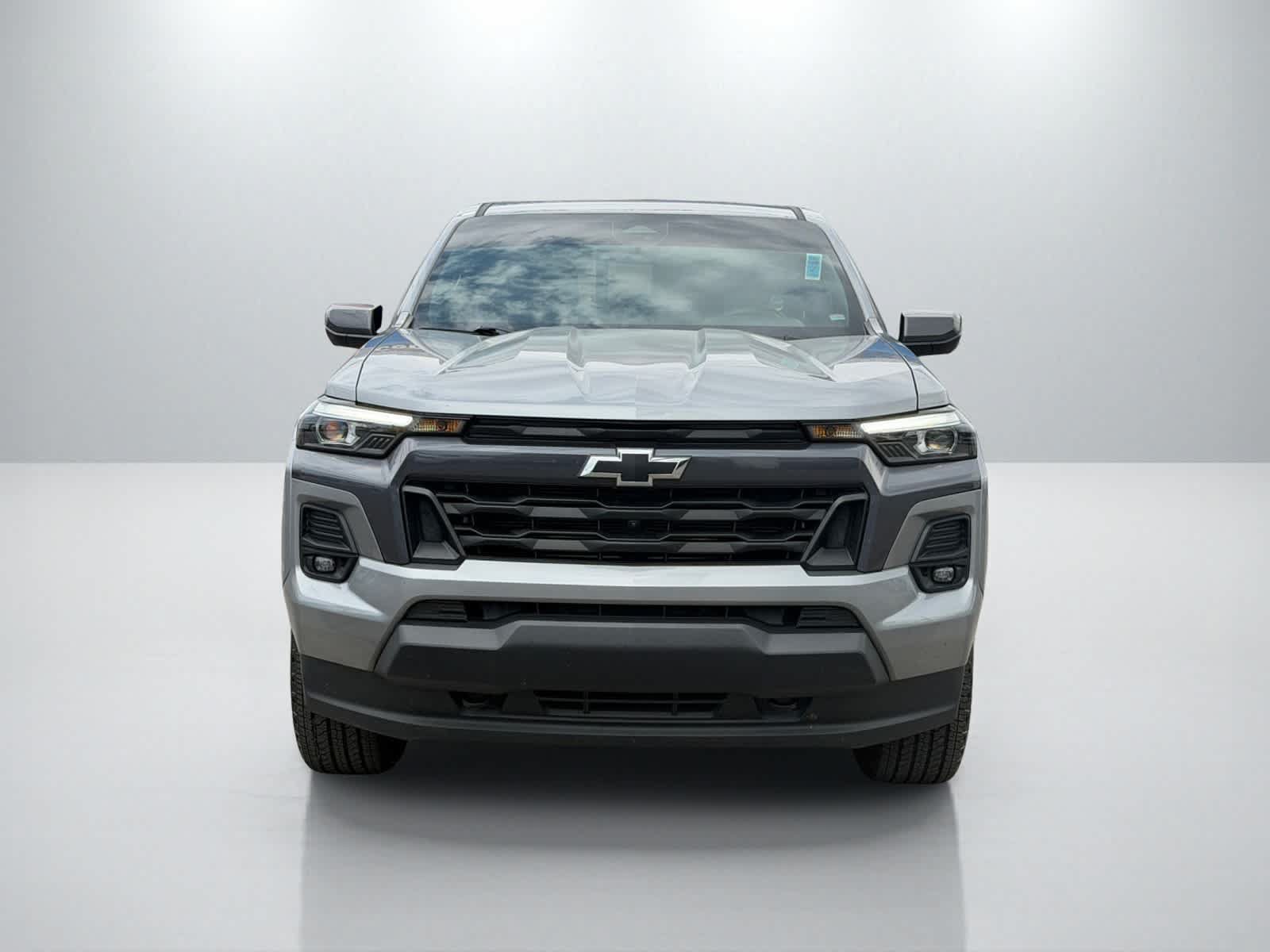 Used 2025 Chevrolet Colorado LT w/ LT Convenience Package AWD/4WD image 11