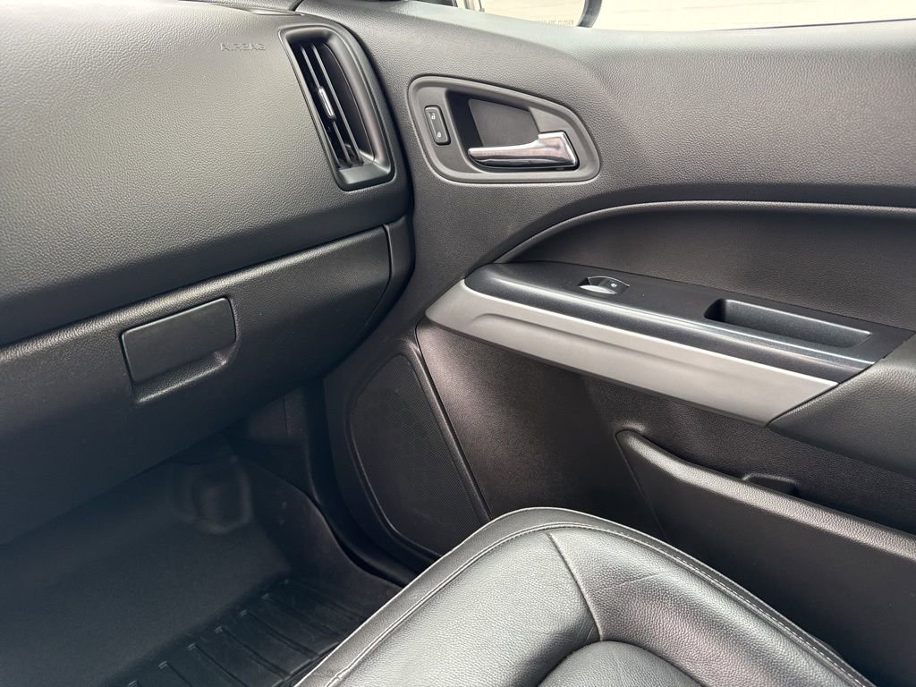 Used 2020 Chevrolet Colorado ZR2 w/ Colorado ZR2 Bison Edition image 28