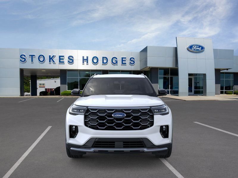 New 2026 Ford Explorer Platinum RWD image 7