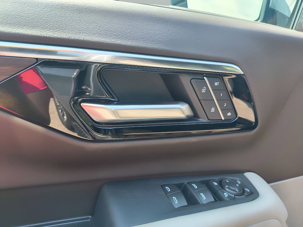 New 2025 Chevrolet Tahoe Z71 w/ Z71 Off-Road Package image 16