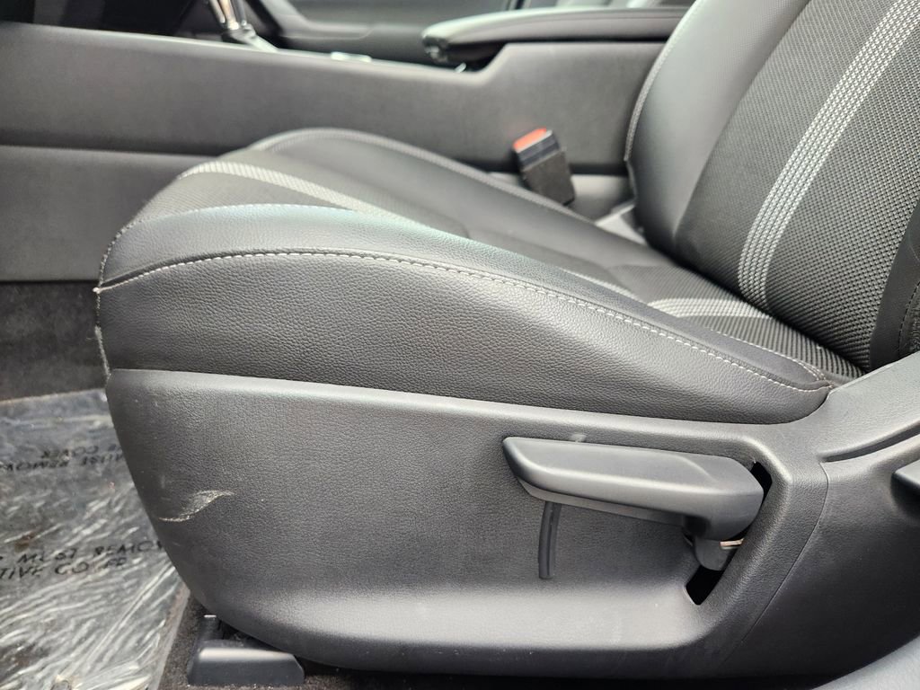 Used 2024 MAZDA CX-50 AWD 2.5 S w/ Select Package image 7