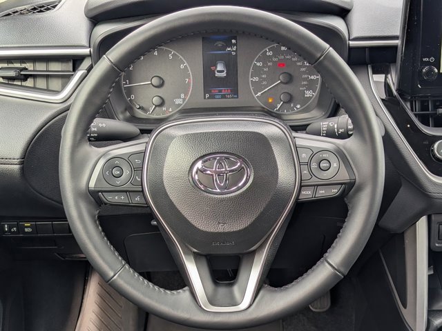 Used 2025 Toyota Corolla Cross LE image 20
