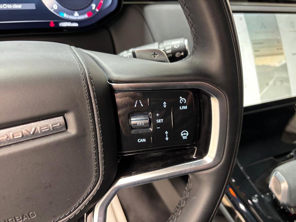 Used 2024 Land Rover Range Rover Sport SE image 19