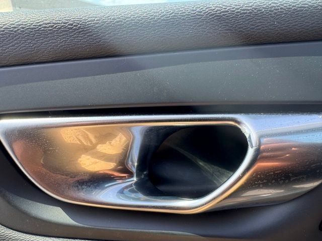 Used 2023 Volvo XC60 B6 Ultimate w/ Protection Package Premier AWD/4WD image 8