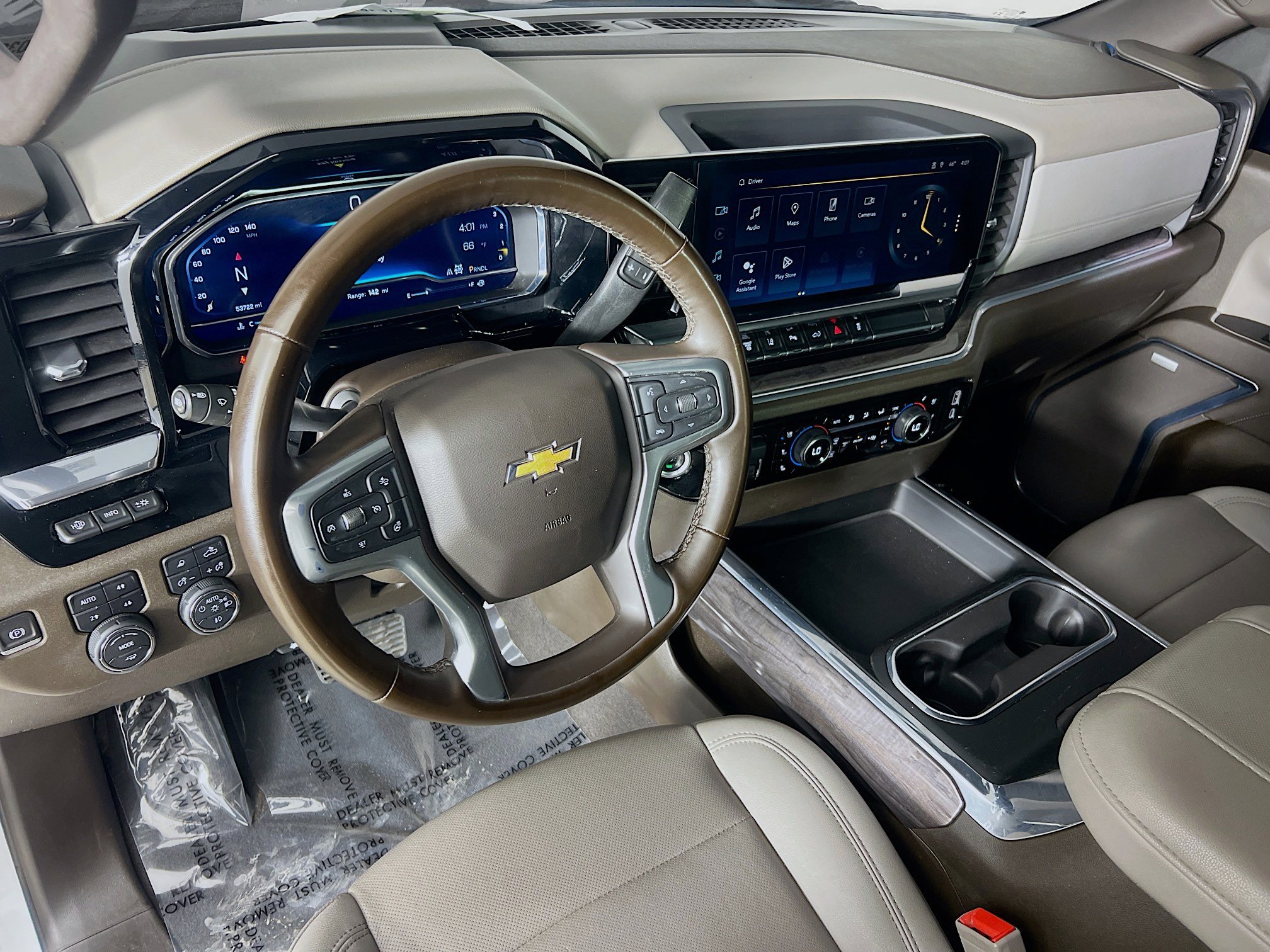 Used 2024 Chevrolet Silverado 3500 LTZ w/ LTZ Plus Package image 9