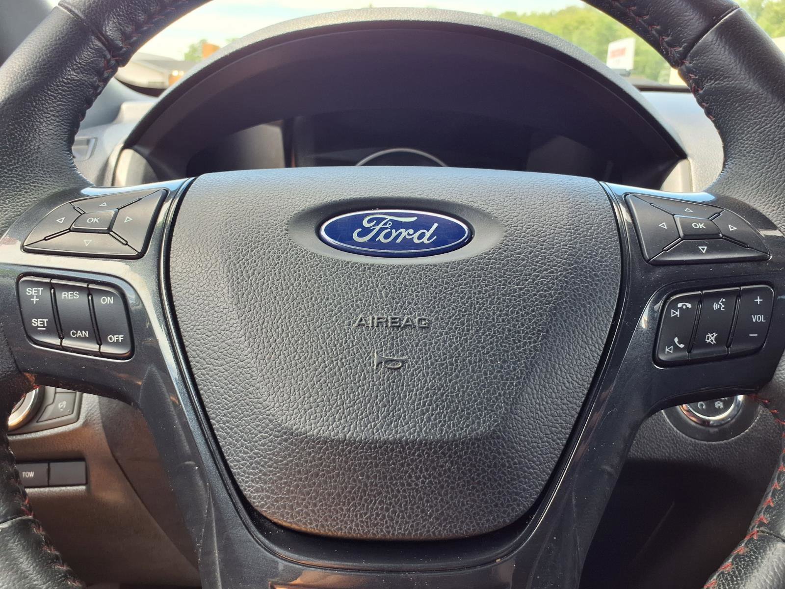 Used 2019 Ford Explorer Sport AWD/4WD image 18