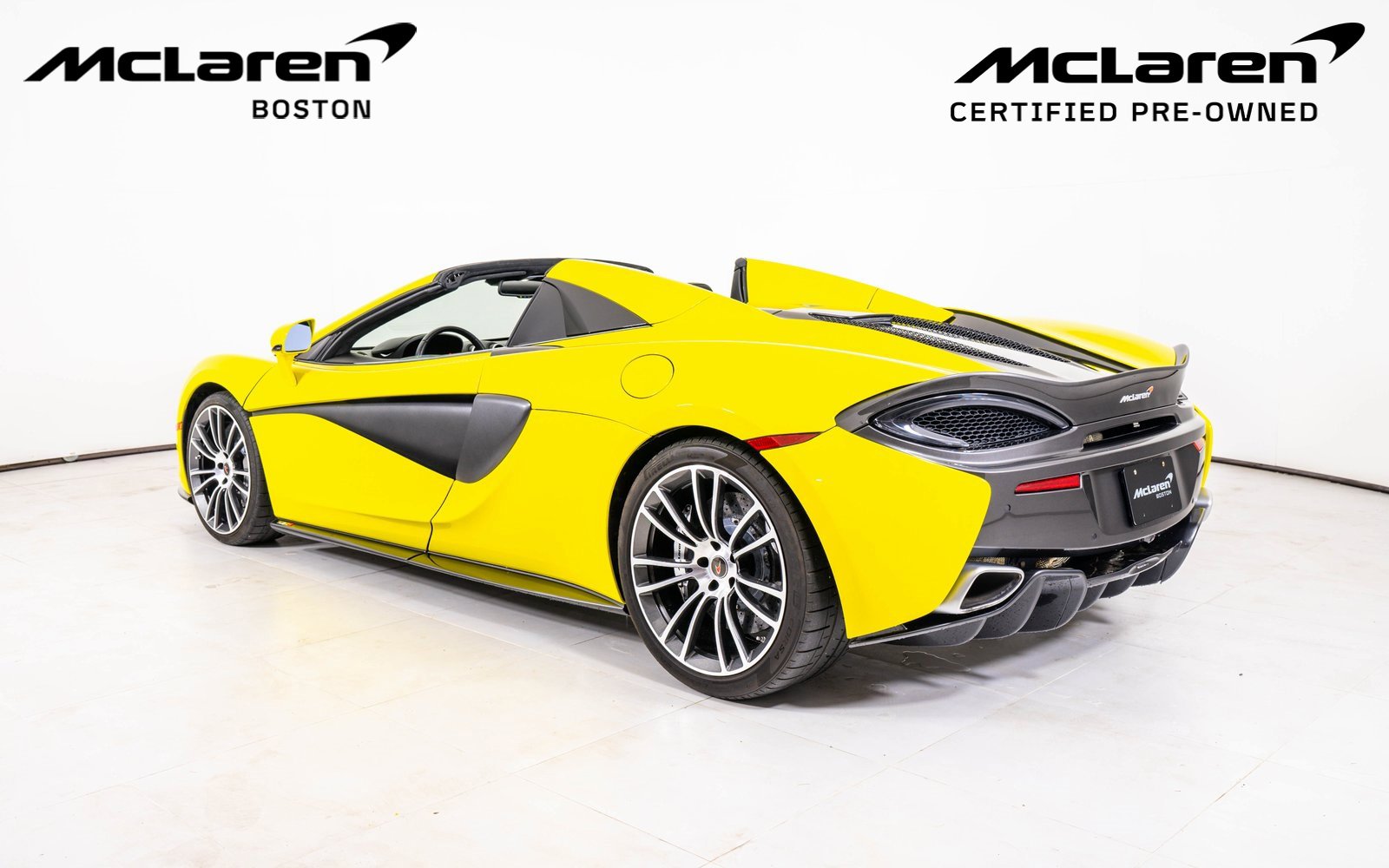Used 2018 McLaren 570S Spider image 5