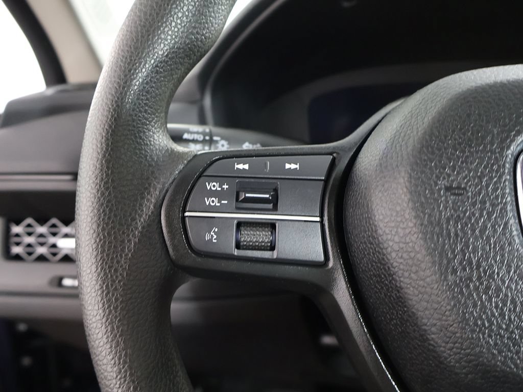 Used 2025 Honda Accord SE image 42