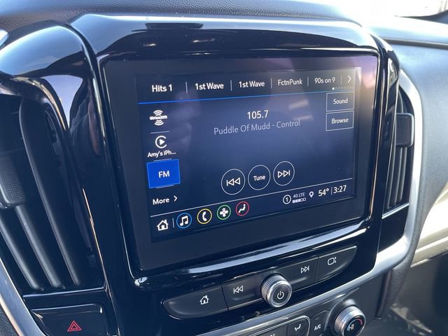Used 2023 Chevrolet Traverse LT image 19