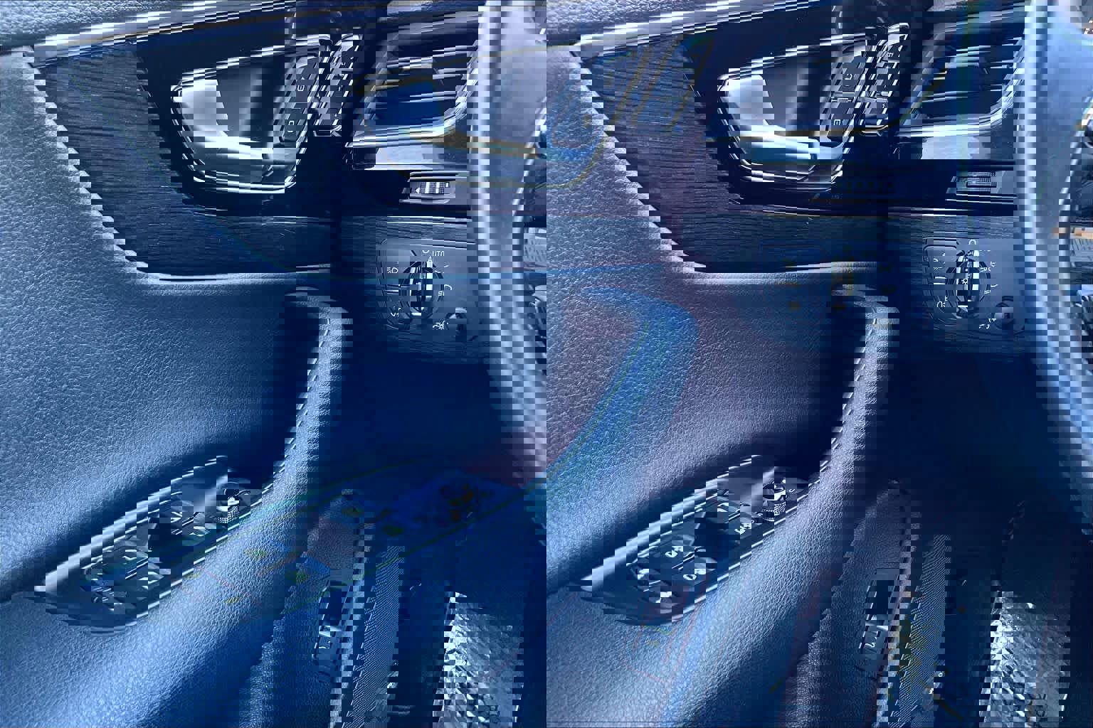 Used 2017 Audi Q7 3.0T Premium Plus image 33