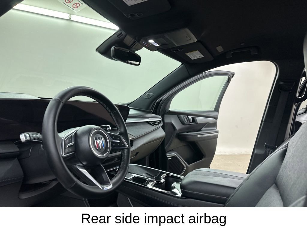 Used 2025 Buick Enclave Preferred image 32