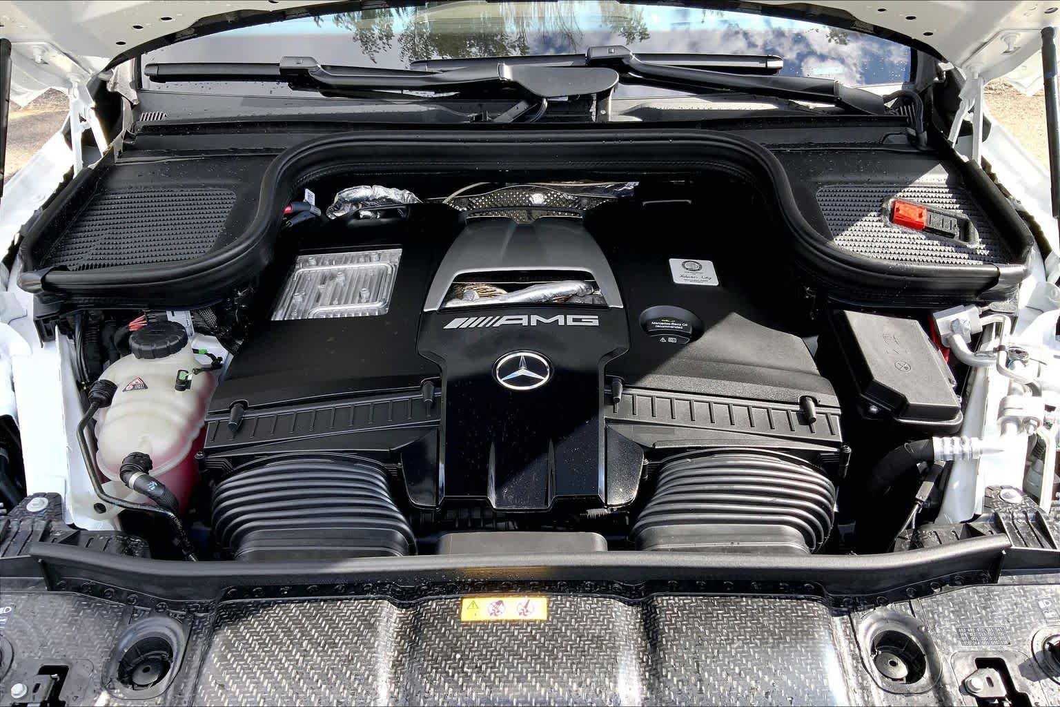 Certified 2025 Mercedes-Benz GLS 63 AMG 4MATIC image 32