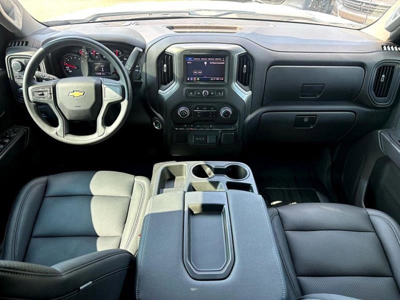 Used 2025 Chevrolet Silverado 1500 Custom image 17