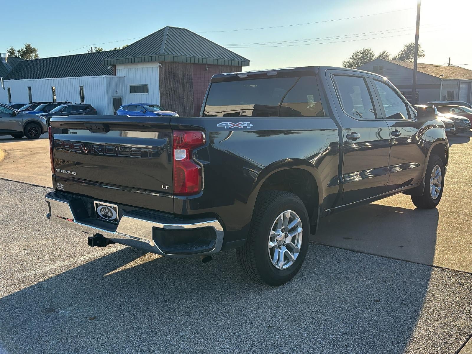 Used 2023 Chevrolet Silverado 1500 LT AWD/4WD image 6