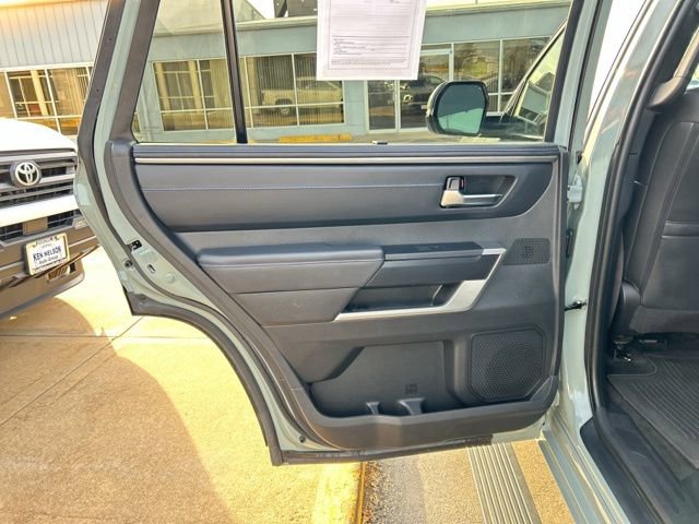 Used 2024 Toyota Sequoia Platinum image 25