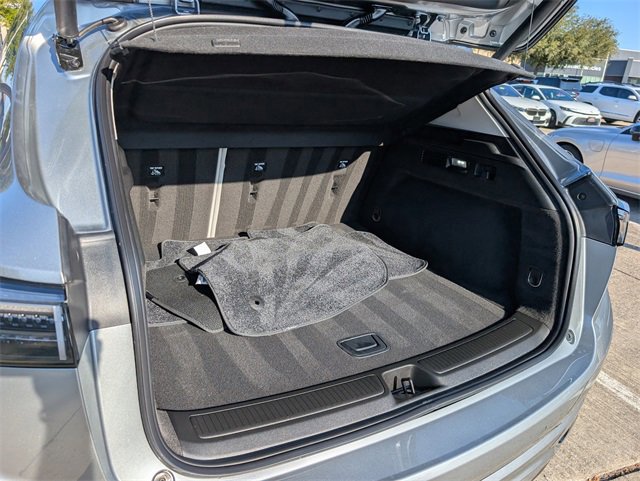 Certified 2025 Buick Envision Avenir image 29