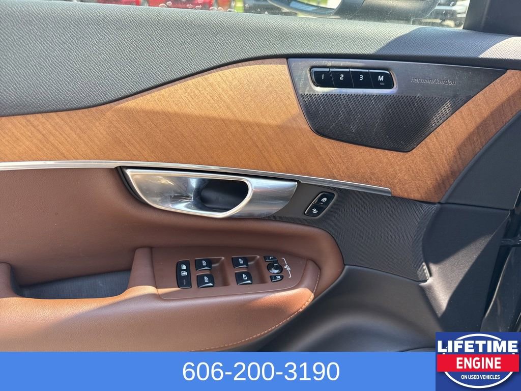Used 2024 Volvo XC90 B6 Plus w/ Protection Package Premier AWD/4WD image 20