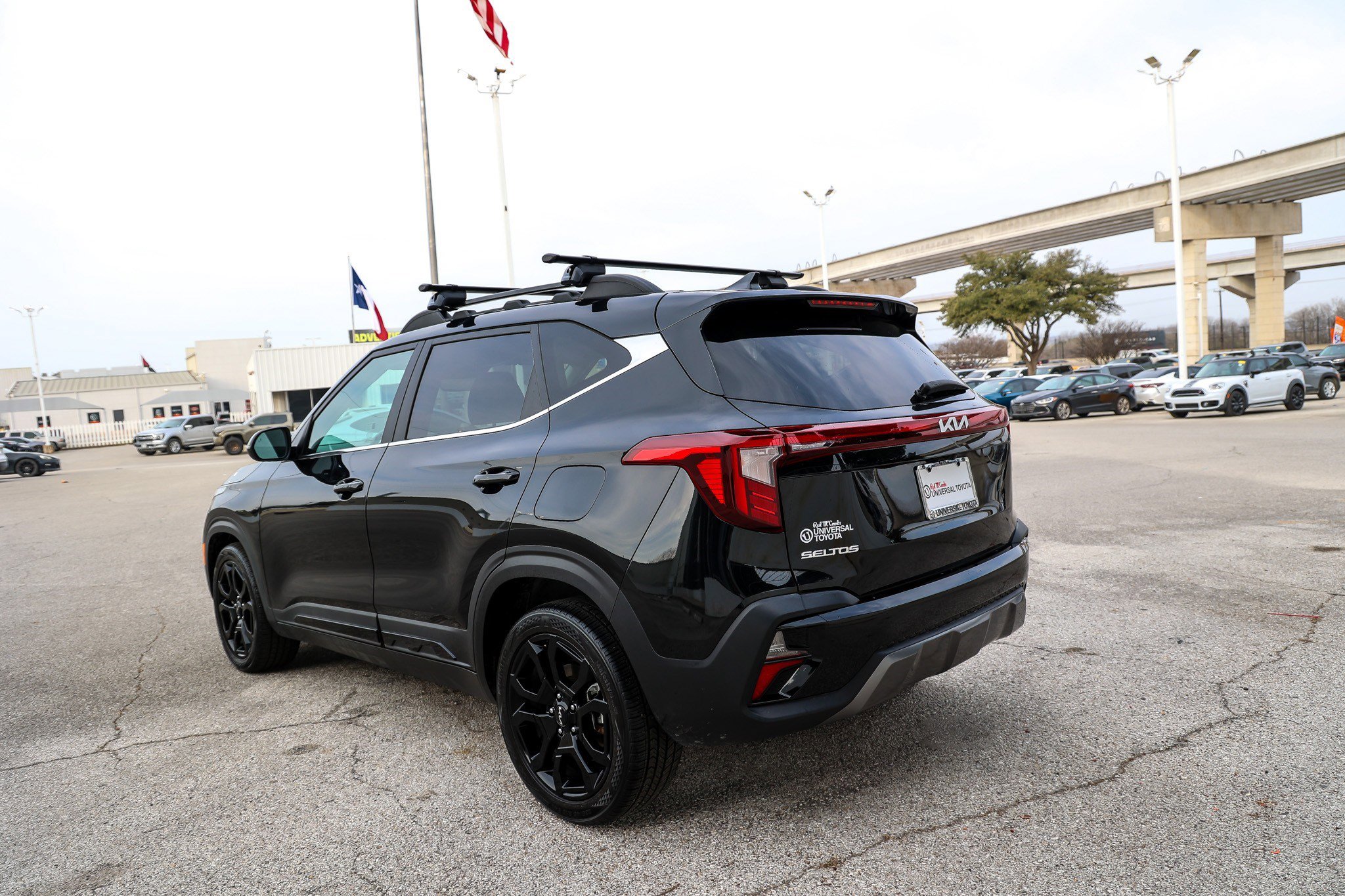 Used 2024 Kia Seltos X-Line image 9