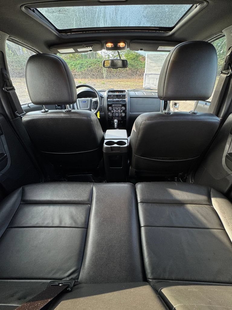 Used 2011 Ford Escape Limited w/ 302A Rapid Spec Order Code AWD/4WD image 13