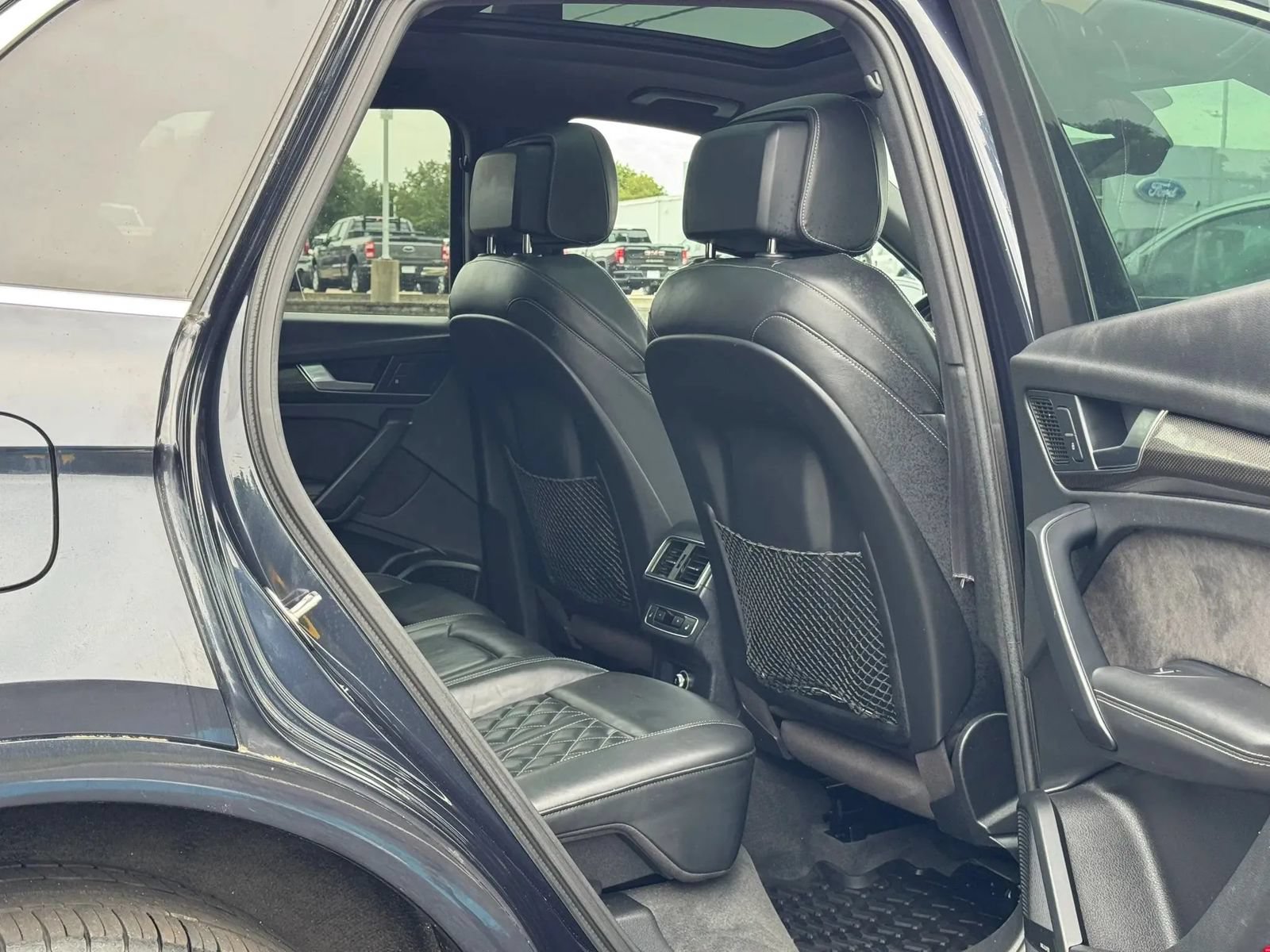 Used 2018 Audi SQ5 Premium Plus w/ Navigation Package AWD/4WD image 20
