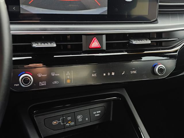 Certified 2025 Kia K5 GT-Line image 31
