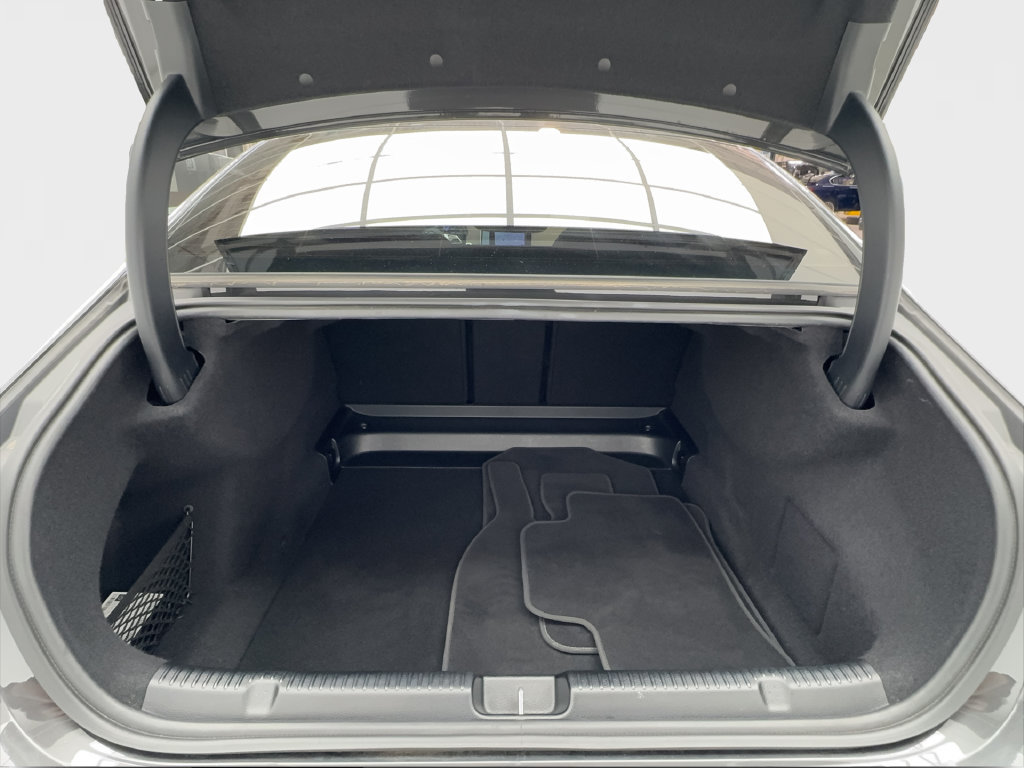 Used 2023 Mercedes-Benz EQE 350+ Sedan image 19