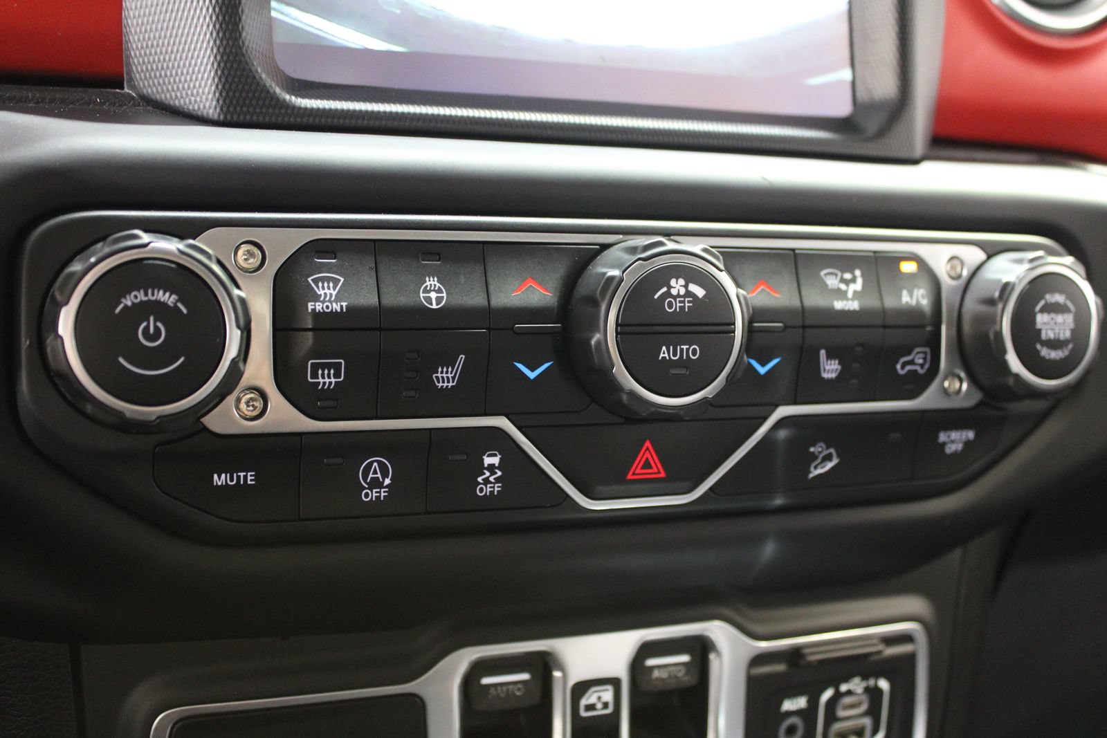Used 2019 Jeep Wrangler Unlimited Rubicon AWD/4WD image 31