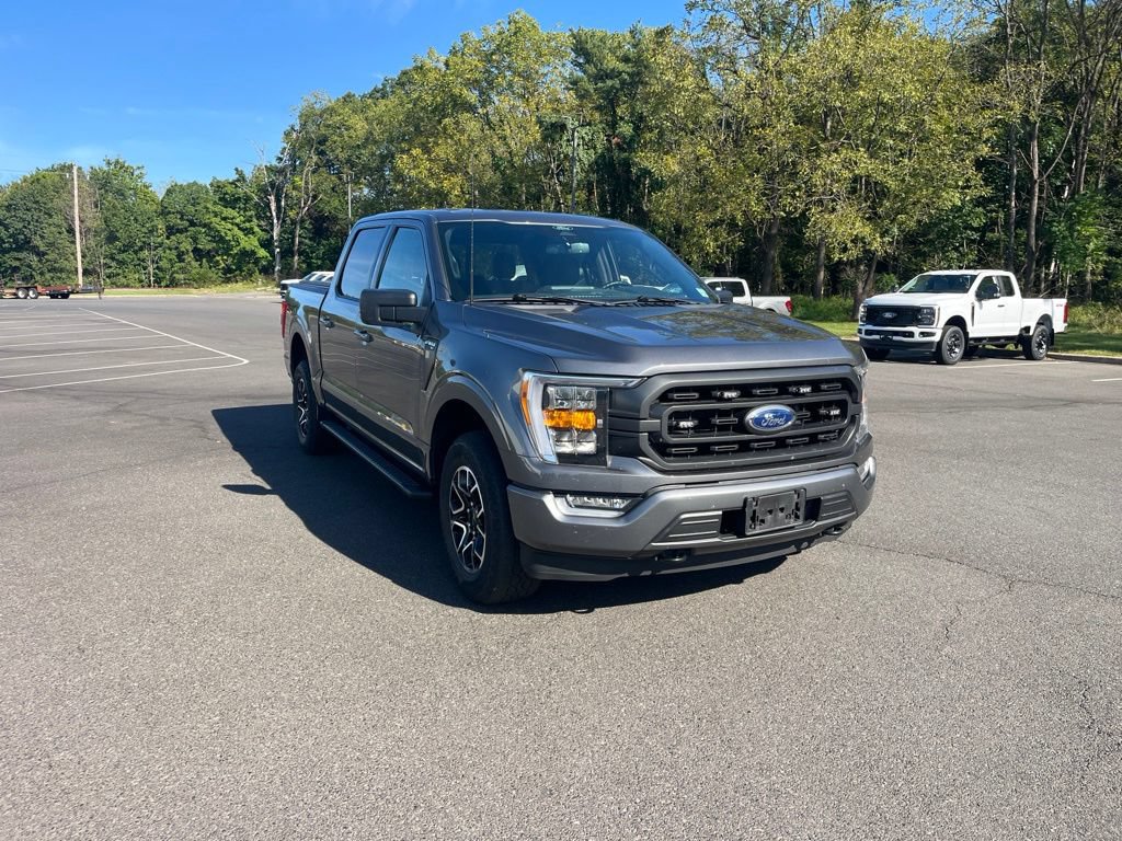 Used 2022 Ford F150 XLT w/ Equipment Group 302A High AWD/4WD image 3