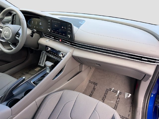 Certified 2026 Hyundai Elantra Sport FWD image 28