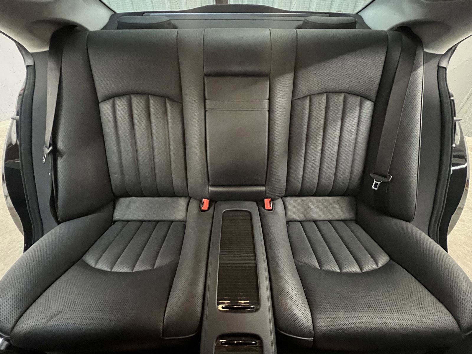 Used 2011 Mercedes-Benz CLS 550 image 36