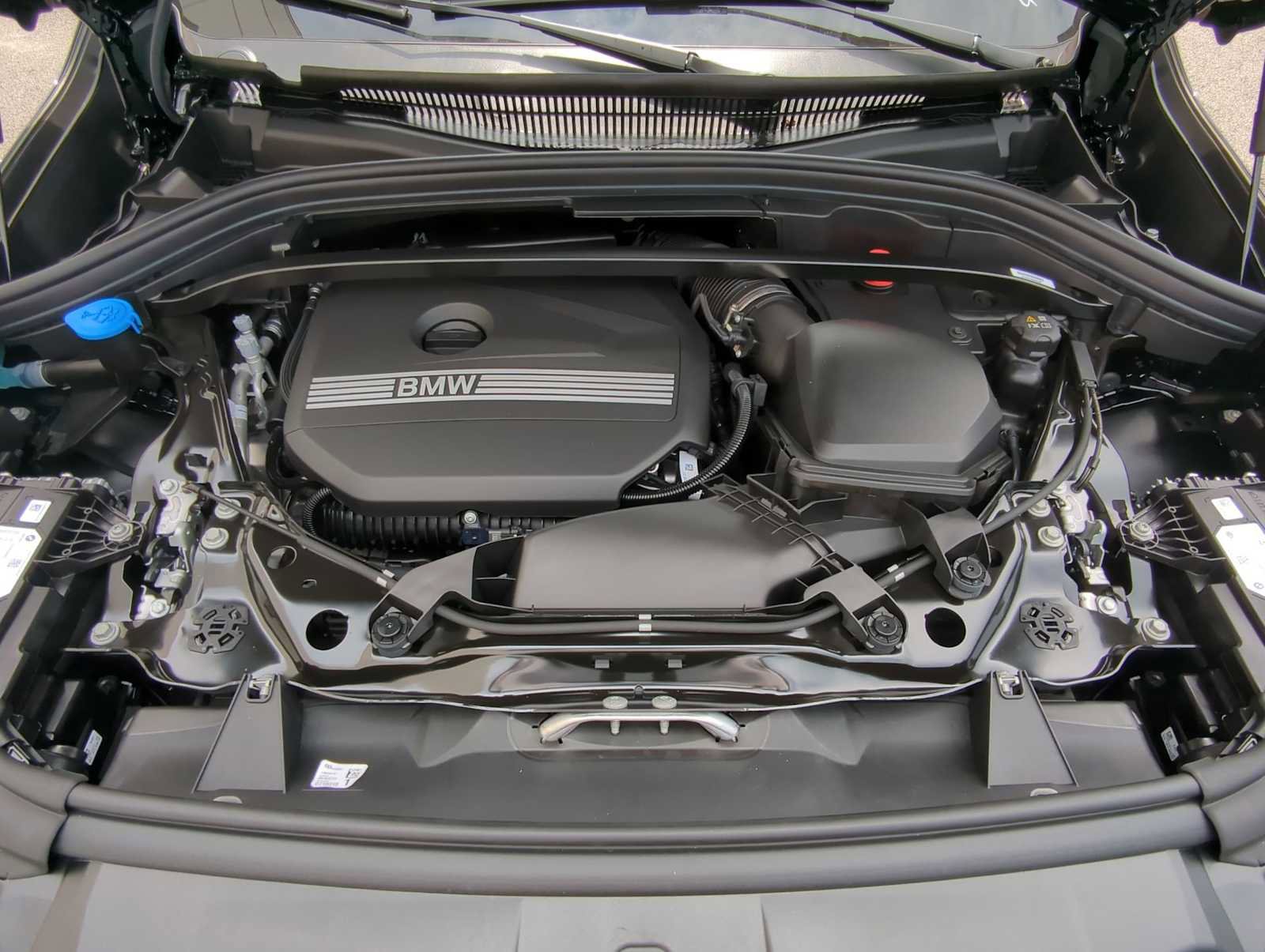 Used 2025 BMW X1 xDrive28i w/ Convenience Package image 14