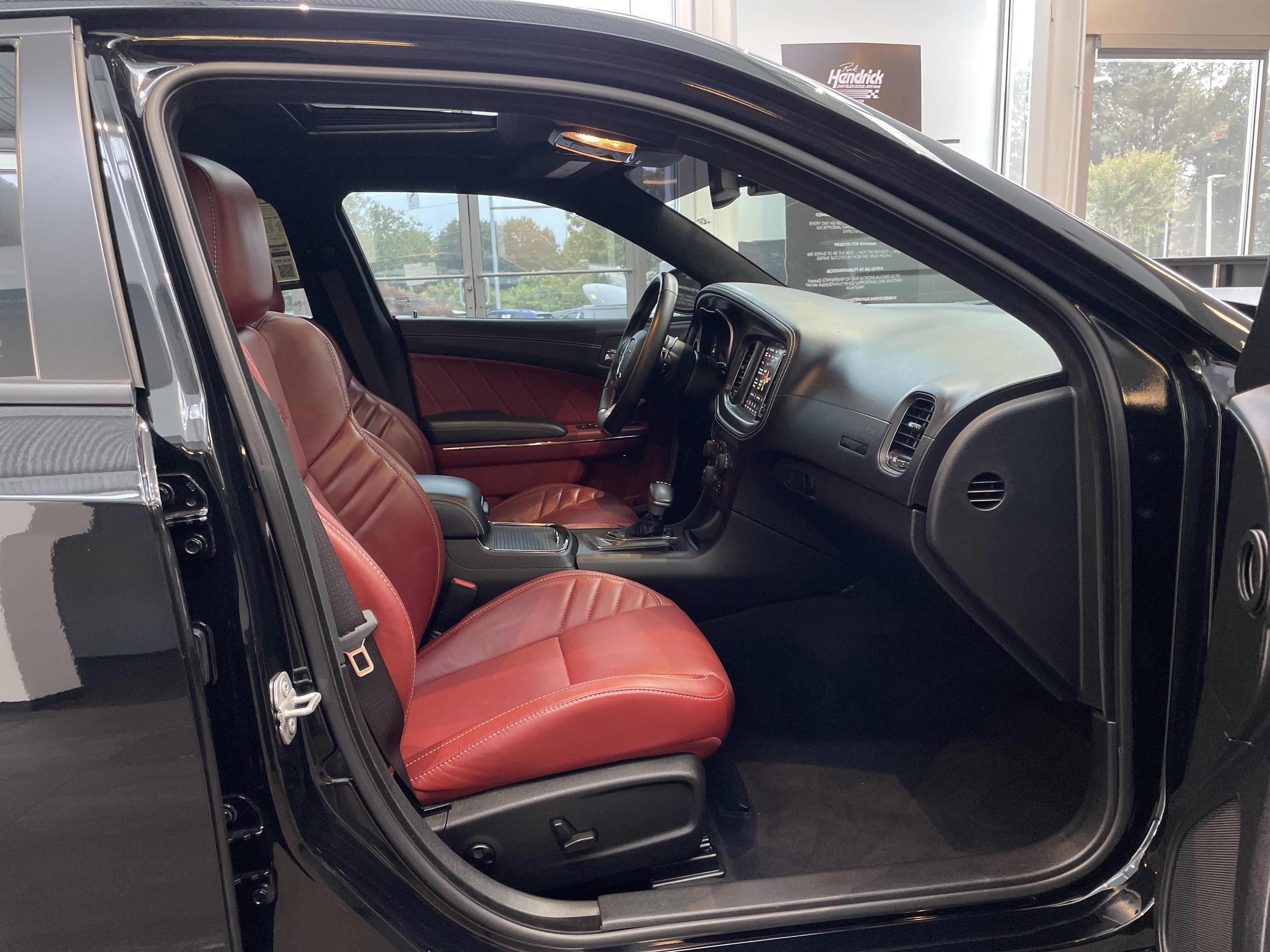 Used 2022 Dodge Charger SRT Hellcat w/ Carbon/Suede Interior Package RWD image 40