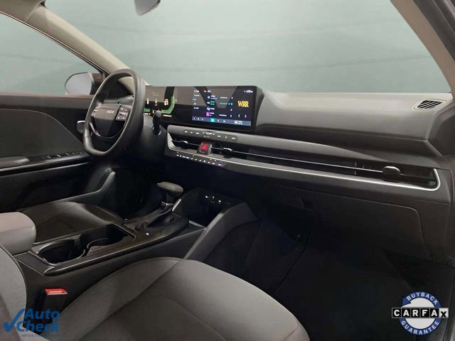 Used 2025 Kia K4 LX image 72