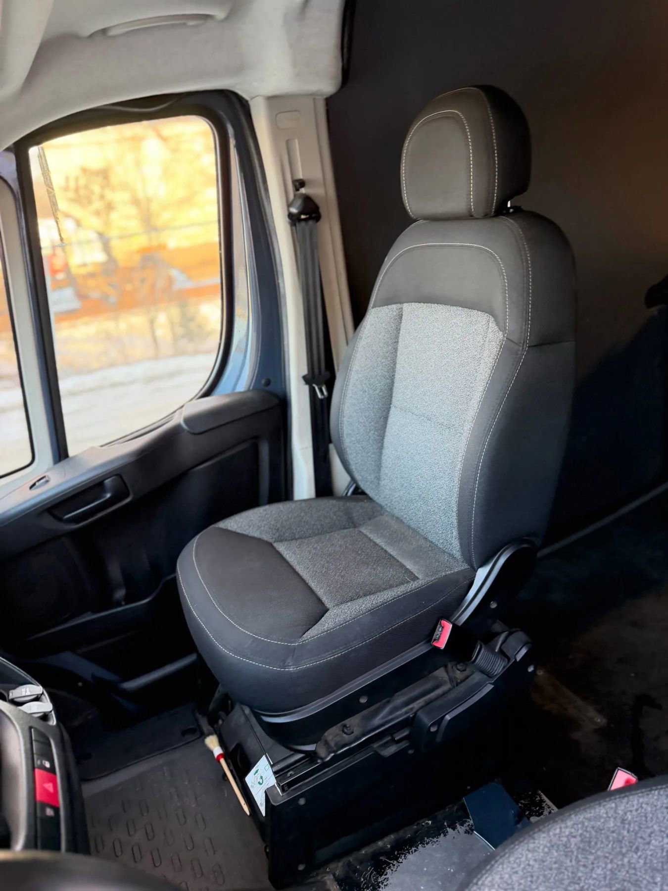 Used 2019 RAM ProMaster 2500 image 12