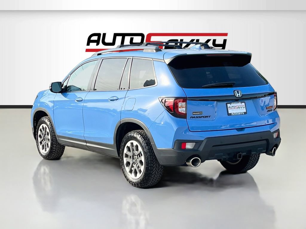 Used 2025 Honda Passport TrailSport image 5