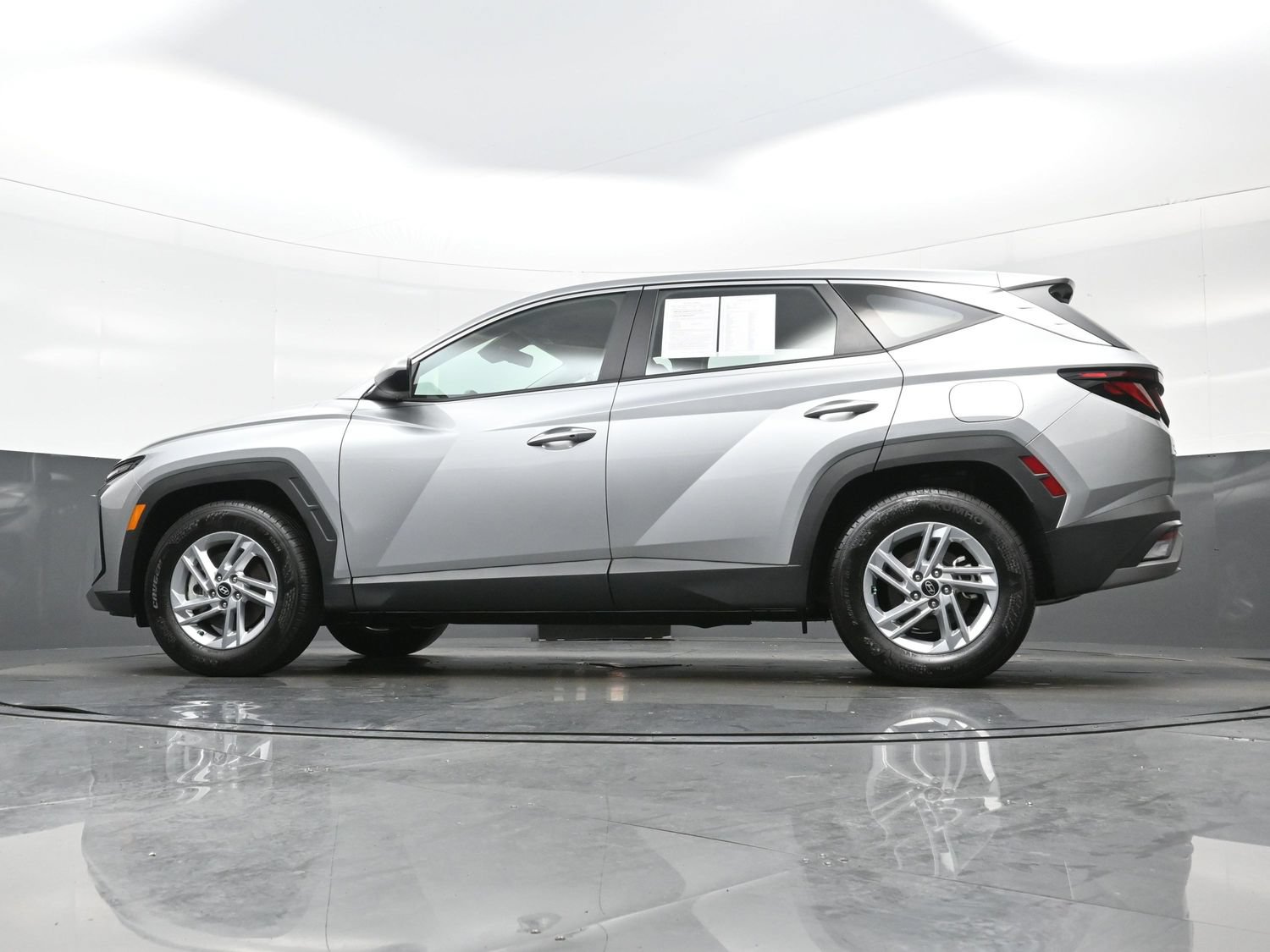 Used 2026 Hyundai Tucson SE FWD image 26