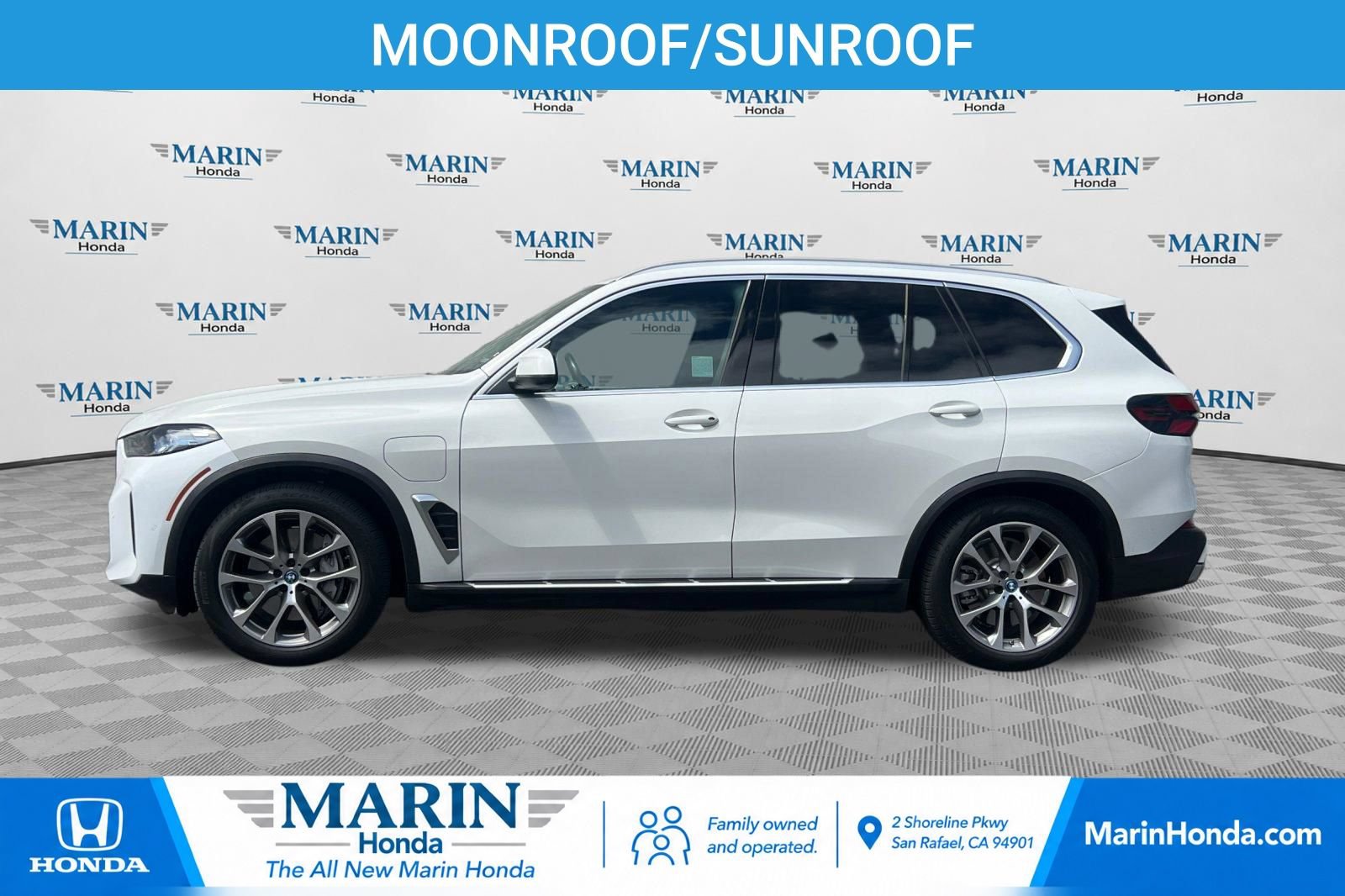 Used 2025 BMW X5 xDrive50e AWD/4WD image 6