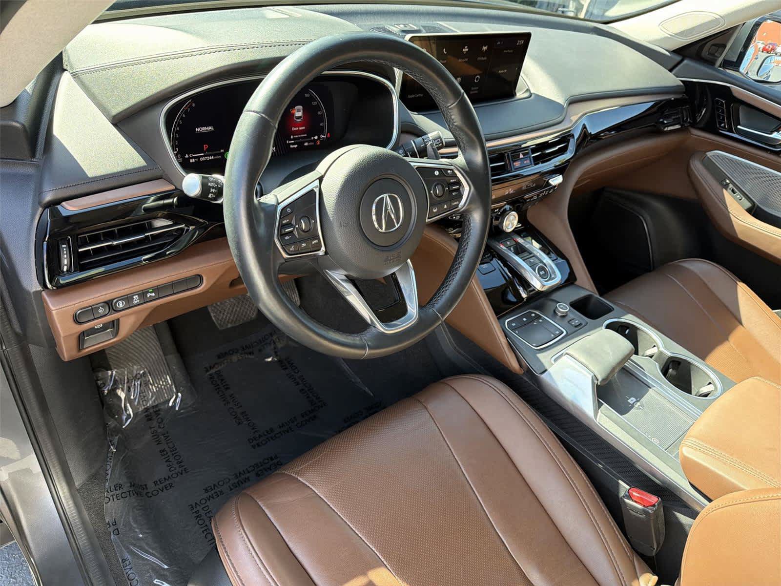 Used 2023 Acura MDX w/ Technology Package AWD/4WD image 2