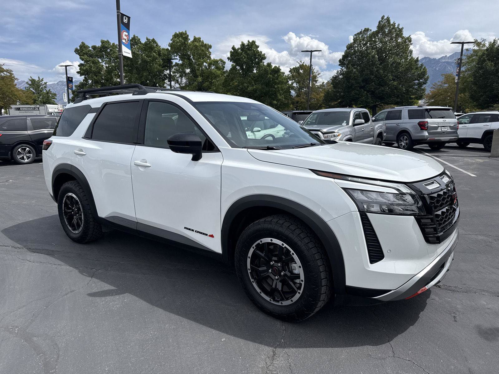 Used 2026 Nissan Pathfinder Rock Creek AWD/4WD image 3