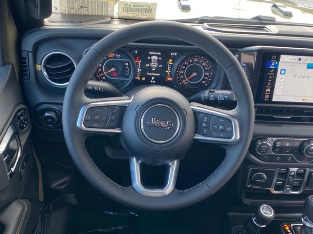 New 2026 Jeep Wrangler Unlimited Sahara AWD/4WD image 39