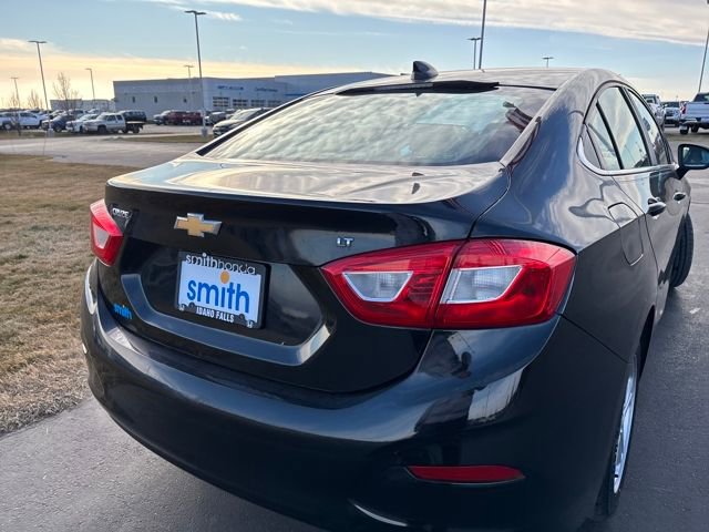 Used 2016 Chevrolet Cruze LT image 29