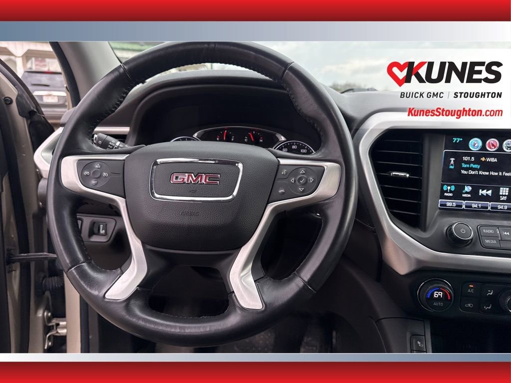 Used 2017 GMC Acadia SLT image 36