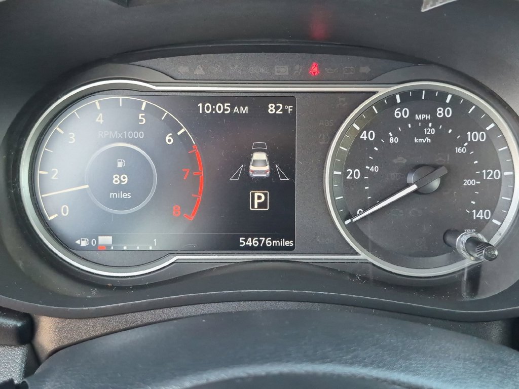Used 2024 Nissan Versa SR w/ Trunk Package FWD image 17