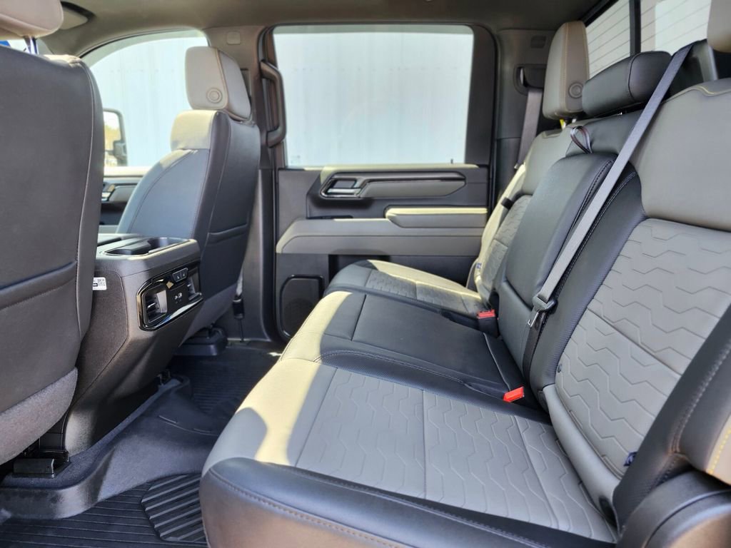 Used 2025 Chevrolet Silverado 2500 ZR2 w/ ZR2 Bison Edition AWD/4WD image 14