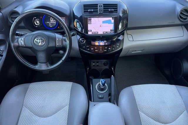 Used 2014 Toyota RAV4 EV image 14